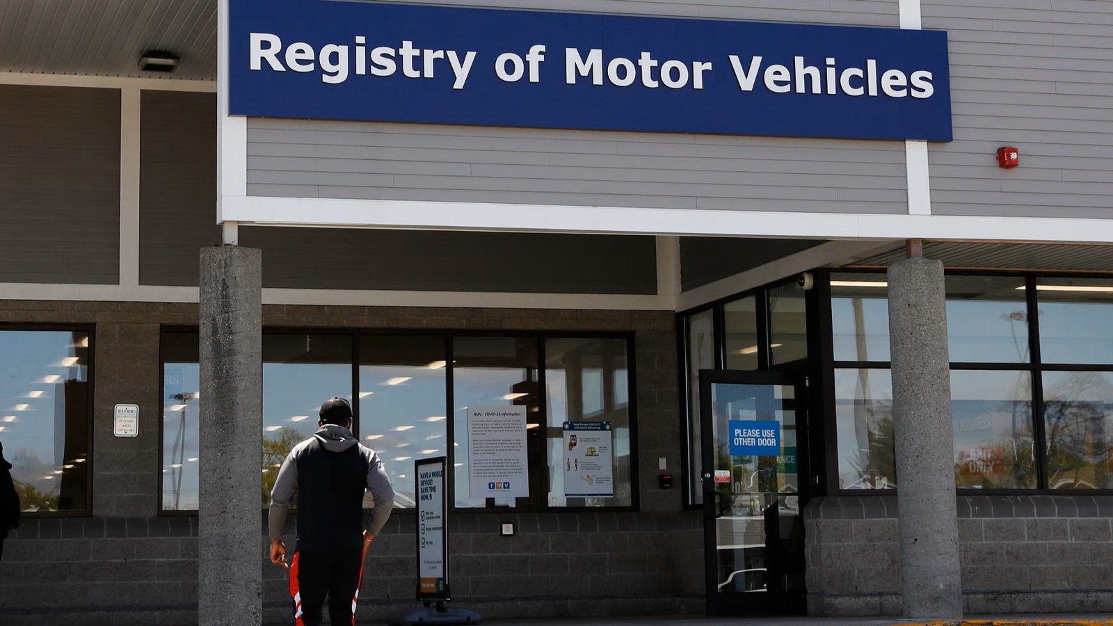 Massachusetts CDL Permit Test 2026: RMV Fees & Low Bridge Rules