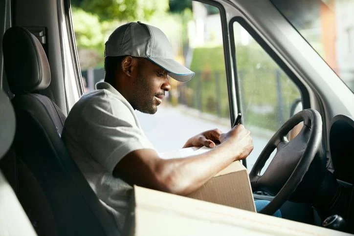 No CDL Required Jobs 2026: What Can You Drive Without a Commercial License?
