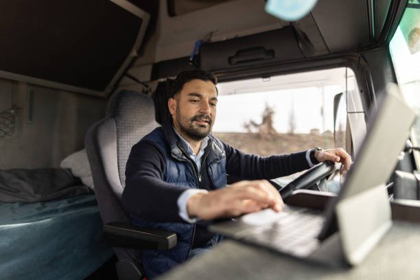 Best Online CDL Classes 2026: Top FMCSA-Approved ELDT Providers
